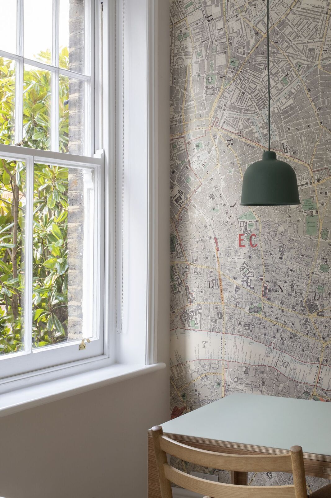 Photography by Richard Chivers. Interior Design & Architecture by Astrain Studio Architects.